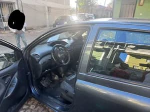 Vitz Yaris