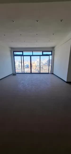 4 Bedroom Apartment in Ayat