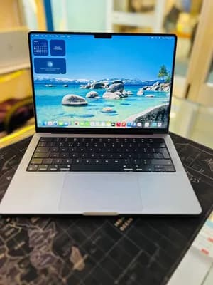 Apple MacBook M1 Pro 14-inch