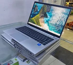 HP EliteBook 830 G8 Touchscreen Laptop