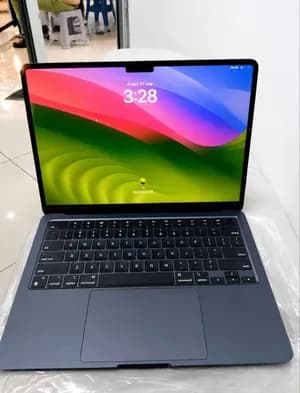Apple MacBook Air M2 2022