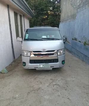 Toyota Hiace Super GL