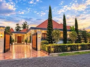 Modern 6 Bedroom Villa in CMC
