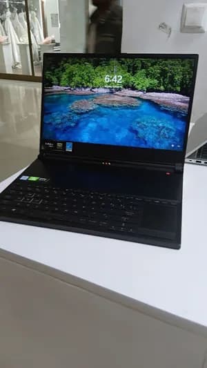 Asus ROG Zephyrus