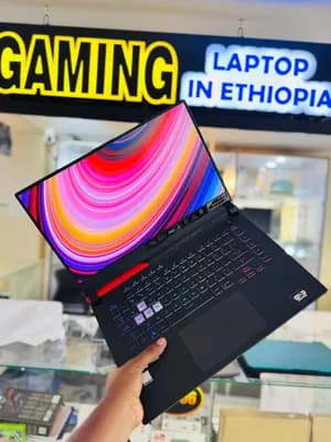 ASUS ROG STRIX 15.6" 32GB 512GB