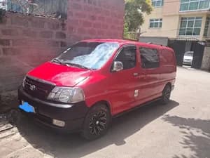 Toyota Hiace D4D Half van