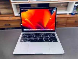 Apple MacBook Pro 2017 256GB
