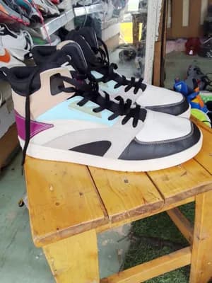 Anta High-Top Sneakers Size 45