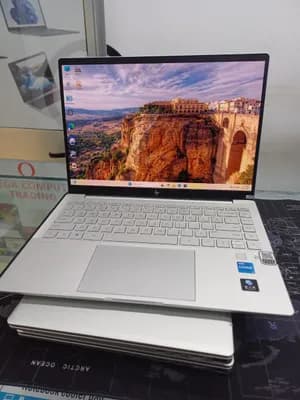 HP Pavilion Plus 14 i5 13500H