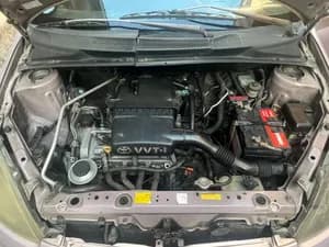 Toyota Vitz 2001 1.0L