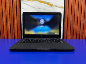 Dell Latitude 3300 i5 8GB 256GB