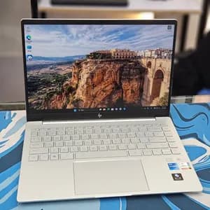 HP Pavilion Plus 14 i5 Laptop