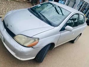 Toyota Platz 2001 Automatic