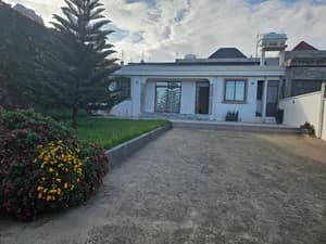 350 sqm House for Sale in Summit