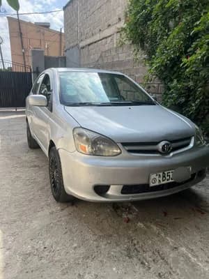 Toyota Platz
