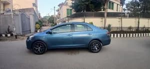 Toyota Yaris Sedan 2008 1.3cc