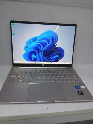 HP Pavilion Plus i5 12th Gen