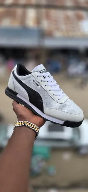 Reebok Jogger Sneakers