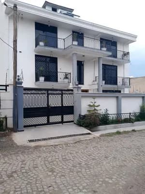 ቤት 300 ካሬ G+2