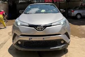 Toyota C-HR 1.2T AWD