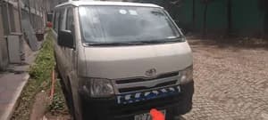 Toyota Hiace Abadula 2010