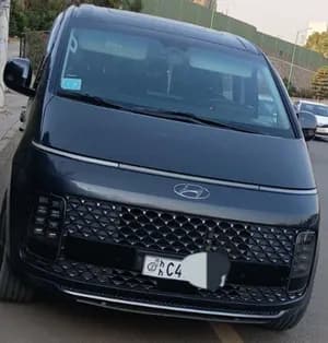 Hyundai Staria 2022 used