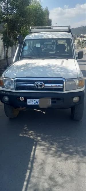 Toyota Landcruiser Long base 2007