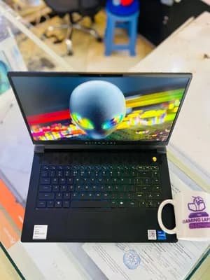 Alienware M15 R6 i7 16GB 512GB