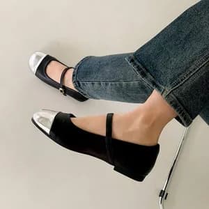 Paneled Mary Jane flat