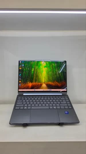 Lenovo Yoga 9 2-in-1 Aura Edition