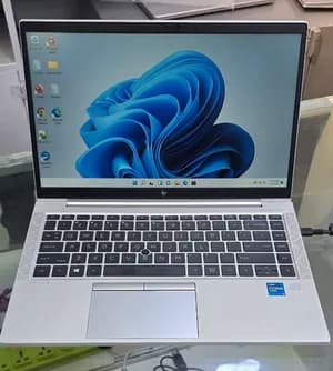 Hp elitebook 840 G8 512GB 16GB 14.1 inch