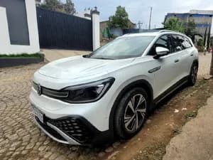 Volkswagen ID.6 Crozz Pro