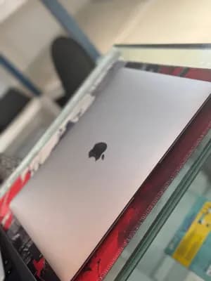 Apple MacBook Air M1 laptop