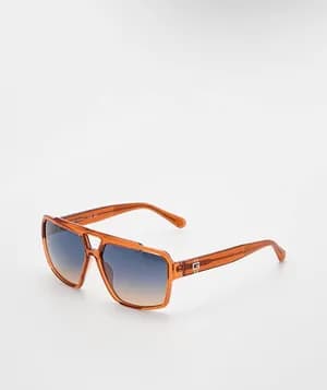 GUESS 61 UV Protection