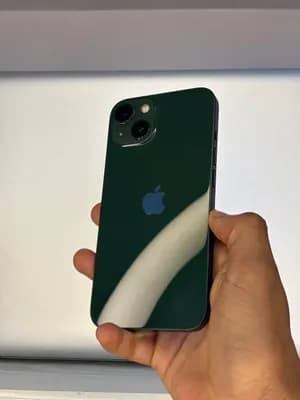iPhone 13 128GB 90% Battery Health
