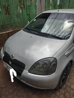 Toyota Vitz 2001