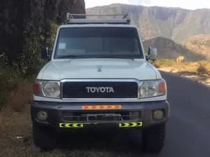 Toyota LandCruiser Mark II