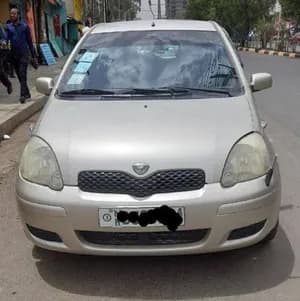 Toyota Vitz 2002 1.0 L