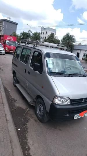 Suzuki Eeco Traveler 2023