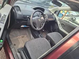 Yaris Compact