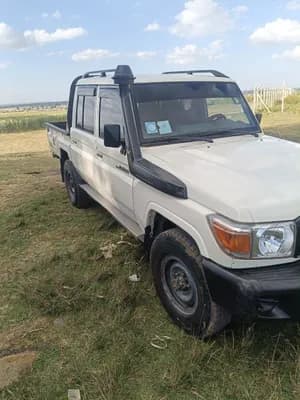 Toyota Land Cruiser Pickup 2019