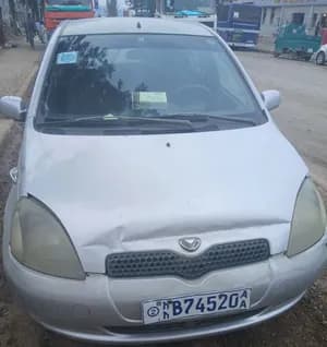2001 Toyota Vitz Hatchback