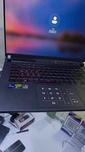Asus ROG Strix G16 RTX 4060