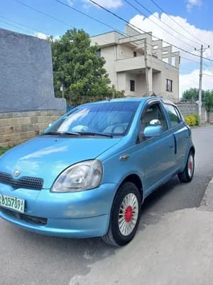 2002 Toyota Vitz Hatchback