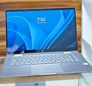 HP Envy x360 13th Gen i7