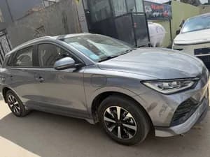 BYD e2 2024 Flying Hatchback