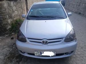Toyota Platz 2002 Automatic