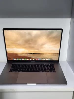 Apple MacBook Pro 2019 i9 32GB 1TB