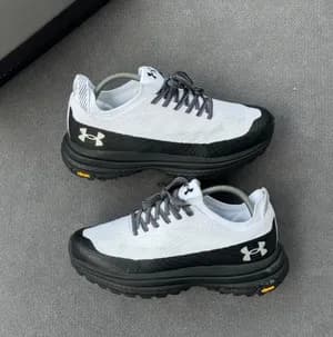 Under Armour Sneaker