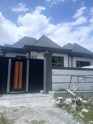 Villa House for Sale Semit 72